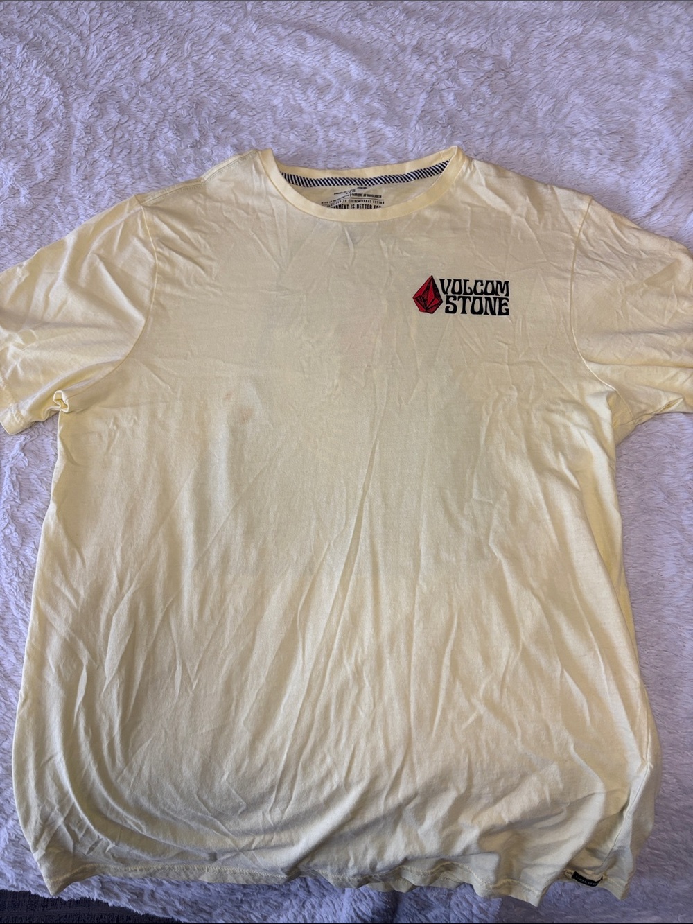 Volcom Men's Pale Yellow Logo Short Sleeve Tee